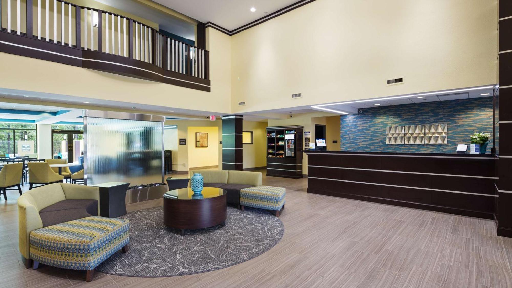 Best Western Plus Birmingham Inn & Suites Exterior photo