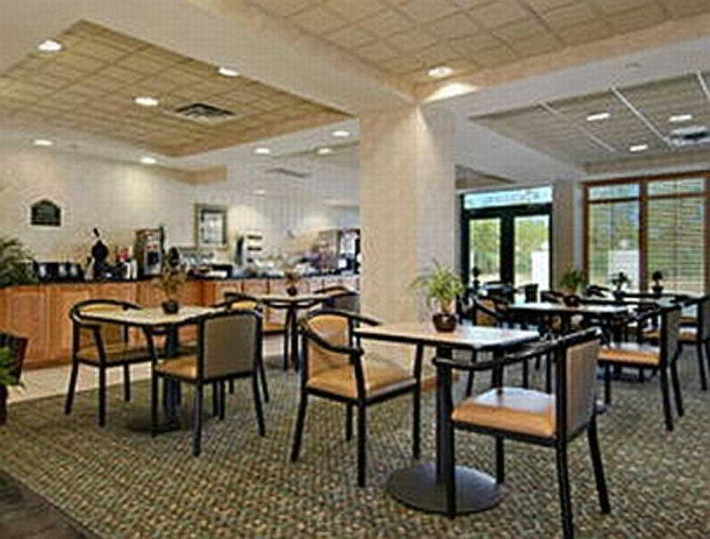 Best Western Plus Birmingham Inn & Suites Exterior photo